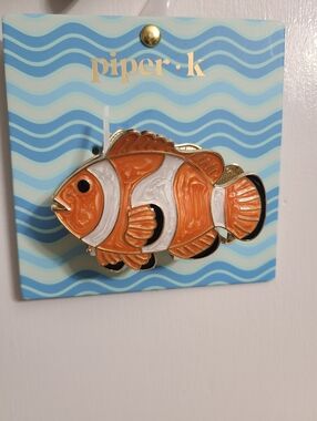Piper K  Orange and White Fish Clownfish Nemo Enamel Hair Clip